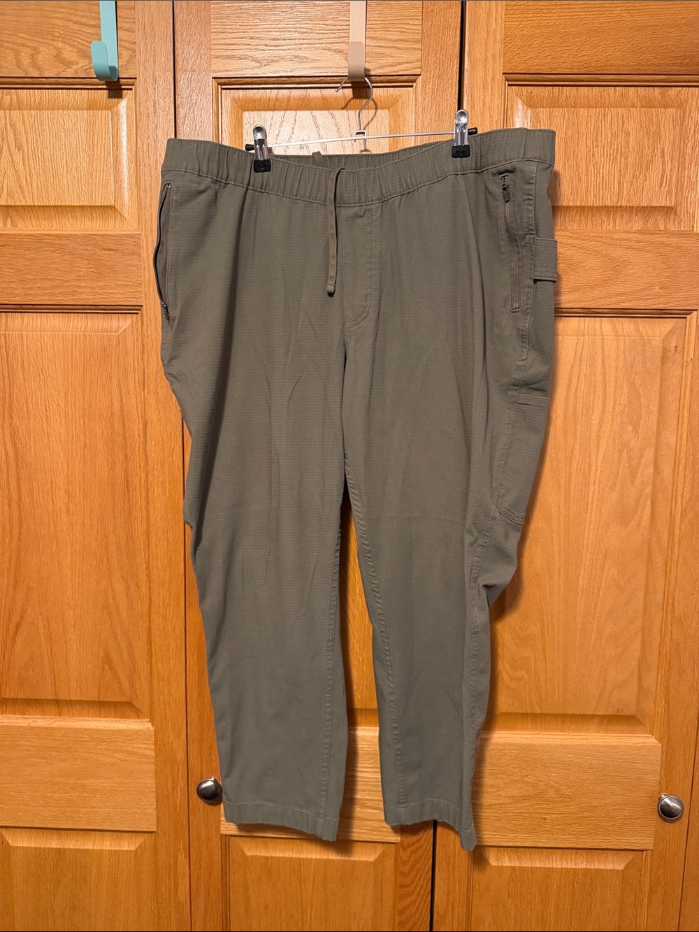 Carhartt womens Olive Green ripstop  Utility Pants size XL or 16-18